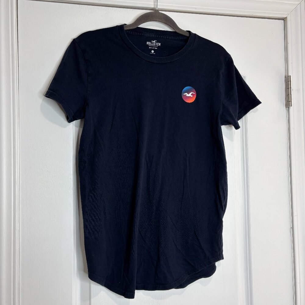 Men's Hollister Navy Curved Hem Tee with Logo Size Small